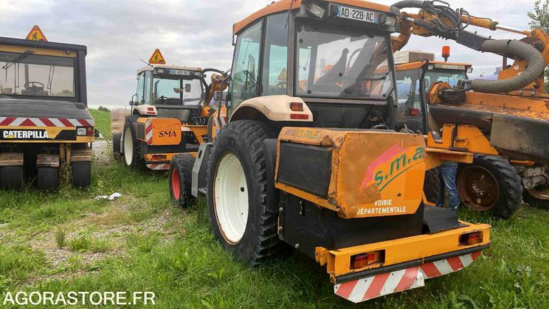 TRACTEUR RENAULT ERGOS - 12262H - 2009 - Τρακτέρ: φωτογραφία 4 TRACTEUR RENAULT ERGOS - 12262H - 2009 - Τρακτέρ: φωτογραφία 4