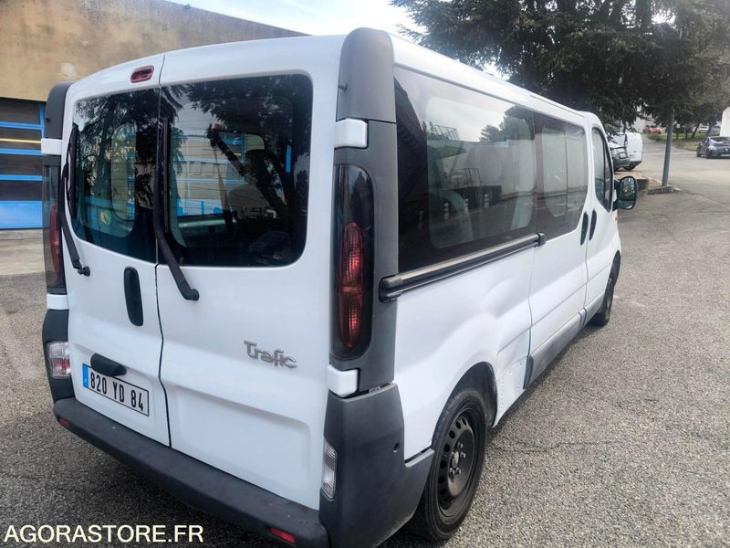 TRAFIC MINI BUS - Μικρό λεωφορείο, Επιβατικό βαν: φωτογραφία 4 TRAFIC MINI BUS - Μικρό λεωφορείο, Επιβατικό βαν: φωτογραφία 4