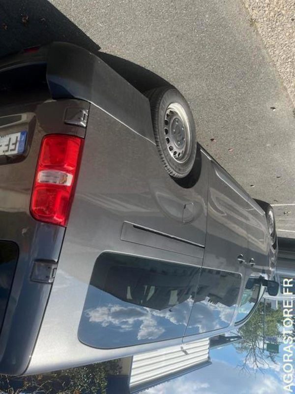 TTC / 0% TVA - MINIBUS CITROEN JUMPY SPACETOURER 1.5L BHDI - 4 portes - 2019 - Μικρό λεωφορείο, Επιβατικό βαν: φωτογραφία 3 TTC / 0% TVA - MINIBUS CITROEN JUMPY SPACETOURER 1.5L BHDI - 4 portes - 2019 - Μικρό λεωφορείο, Επιβατικό βαν: φωτογραφία 3