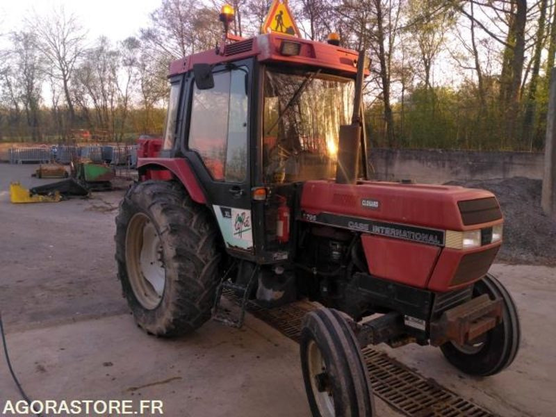 Tracteur CASE 795 XL - Τρακτέρ: φωτογραφία 1 Tracteur CASE 795 XL - Τρακτέρ: φωτογραφία 1