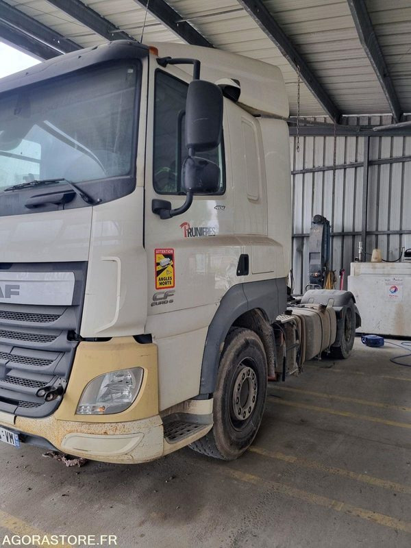 Tracteur DAF 4x2 CF - 2016 / 309955 KM - Τράκτορας: φωτογραφία 1 Tracteur DAF 4x2 CF - 2016 / 309955 KM - Τράκτορας: φωτογραφία 1