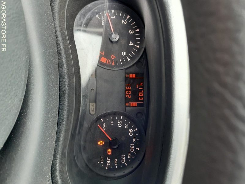 Très belle Renault Clio essence/GPL - Αυτοκίνητο: φωτογραφία 5 Très belle Renault Clio essence/GPL - Αυτοκίνητο: φωτογραφία 5