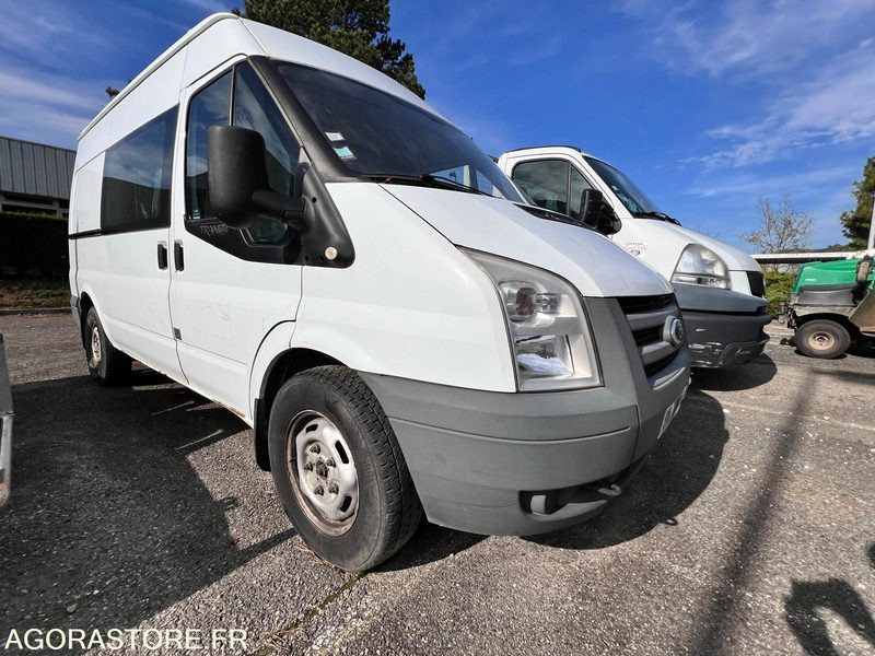 UTILITAIRE FORD TRANSIT - 2011 / 160 000 KM - MOTEUR HS - Βαν: φωτογραφία 2 UTILITAIRE FORD TRANSIT - 2011 / 160 000 KM - MOTEUR HS - Βαν: φωτογραφία 2