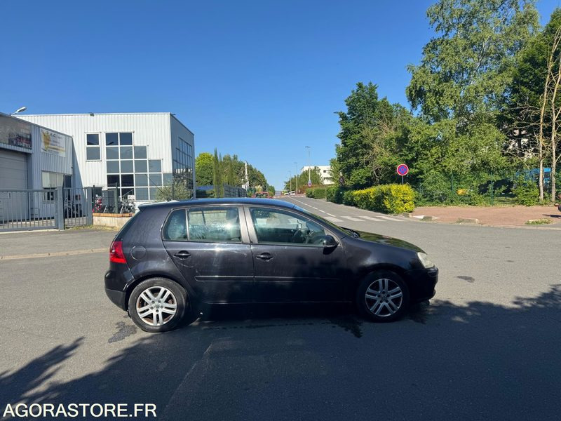 VOLKSWAGEN GOLF V 2.0 140 TDI - 210 000 KM - 2007 - Αυτοκίνητο: φωτογραφία 5 VOLKSWAGEN GOLF V 2.0 140 TDI - 210 000 KM - 2007 - Αυτοκίνητο: φωτογραφία 5