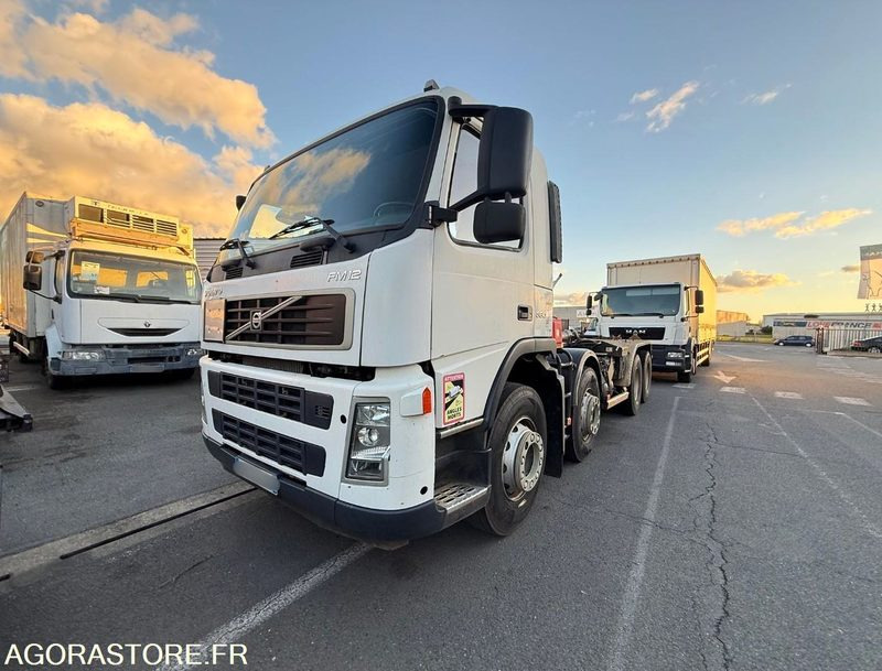 VOLVO FM12 380 - 2004 - 636 982 - Φορτηγό: φωτογραφία 1 VOLVO FM12 380 - 2004 - 636 982 - Φορτηγό: φωτογραφία 1