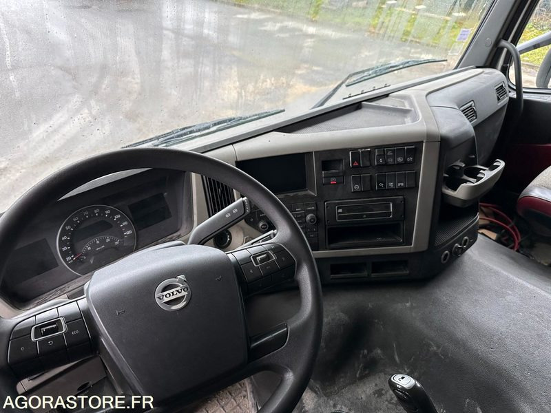 VOLVO FMII 450 EURO 6 - 2015 - 445 000 KMS - Τράκτορας: φωτογραφία 4 VOLVO FMII 450 EURO 6 - 2015 - 445 000 KMS - Τράκτορας: φωτογραφία 4