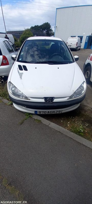 VQ- V11o Peugeot 206 - Αυτοκίνητο: φωτογραφία 1 VQ- V11o Peugeot 206 - Αυτοκίνητο: φωτογραφία 1