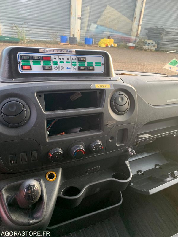 VSAV RENAULT MASTER3 BW219QR - Βαν: φωτογραφία 5 VSAV RENAULT MASTER3 BW219QR - Βαν: φωτογραφία 5