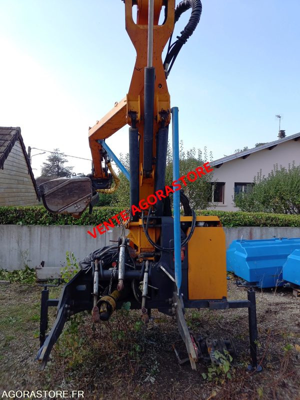 Vends épareuse NOREMAT MAGISTRA M60 - Μηχανήματα κήπου: φωτογραφία 2 Vends épareuse NOREMAT MAGISTRA M60 - Μηχανήματα κήπου: φωτογραφία 2