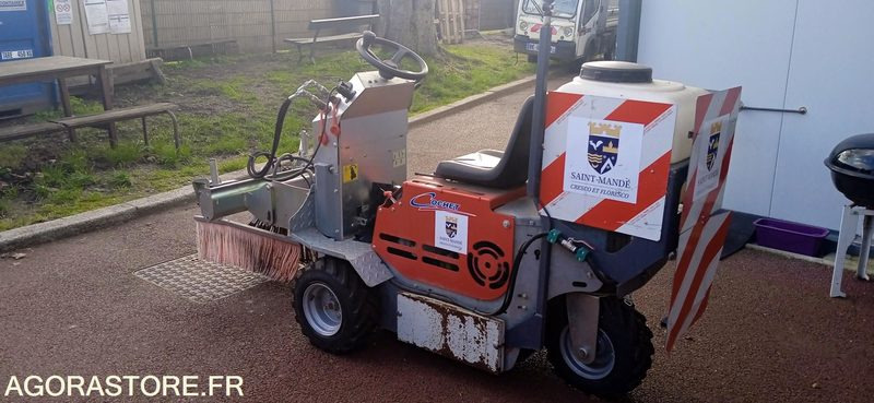Balayeuse désherbeuse deneigeuse COCHET type GECKO automotrice 27 heures 2021 - Σάρωθρο δρόμων: φωτογραφία 4 Balayeuse désherbeuse deneigeuse COCHET type GECKO automotrice 27 heures 2021 - Σάρωθρο δρόμων: φωτογραφία 4