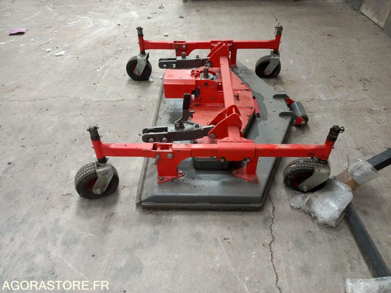 Coupe de tondeuse mulchng Morgneux TMC 150 fixation Kubota - Χλοοκοπτικό: φωτογραφία 2 Coupe de tondeuse mulchng Morgneux TMC 150 fixation Kubota - Χλοοκοπτικό: φωτογραφία 2