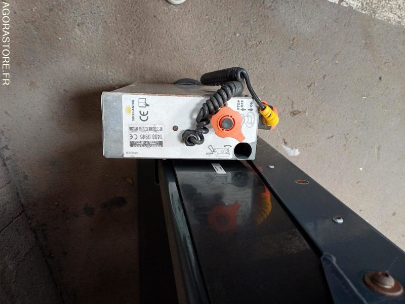 Hayon - Εργαλείο/ Εξοπλισμός: φωτογραφία 4 Hayon - Εργαλείο/ Εξοπλισμός: φωτογραφία 4