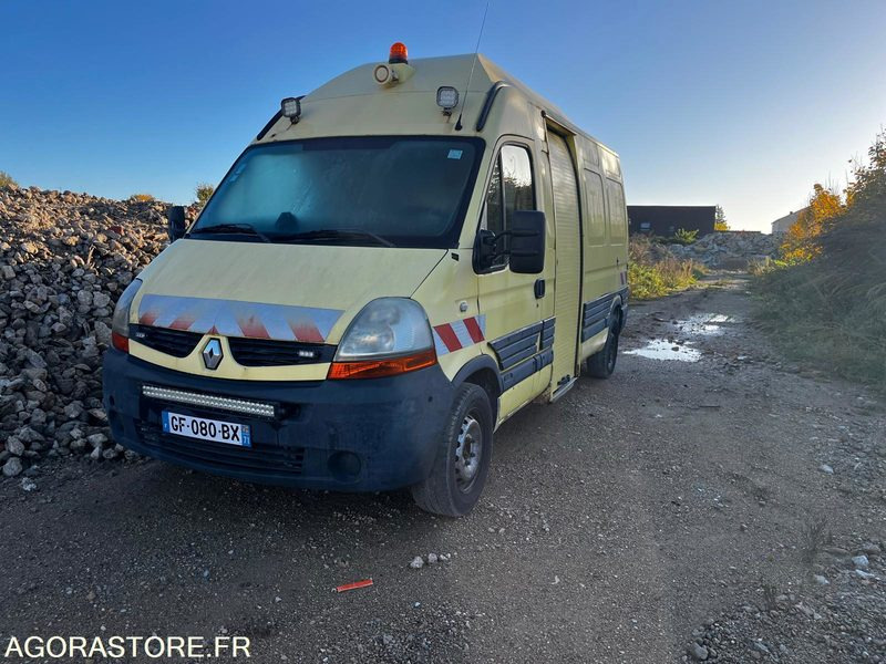 Renault master 2.5 dci 330000km - Βαν: φωτογραφία 2 Renault master 2.5 dci 330000km - Βαν: φωτογραφία 2