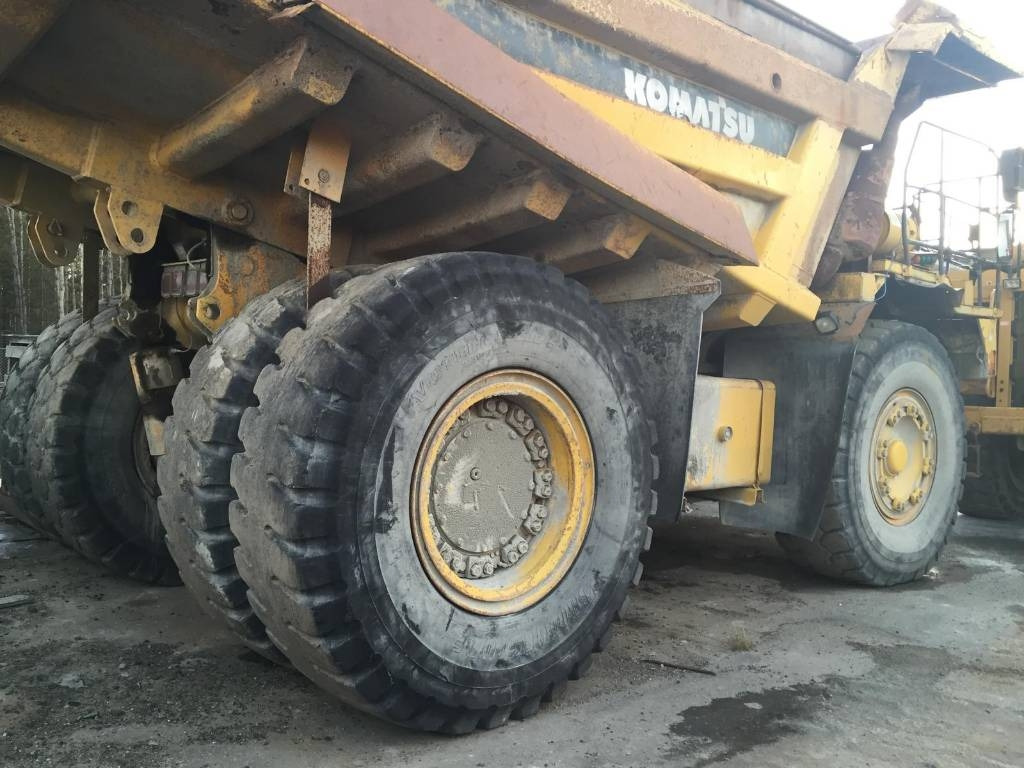 Komatsu HD 465-5 - Ανατρεπόμενο όχημα μεταφοράς λατομικών υλικών: φωτογραφία 1 Komatsu HD 465-5 - Ανατρεπόμενο όχημα μεταφοράς λατομικών υλικών: φωτογραφία 1