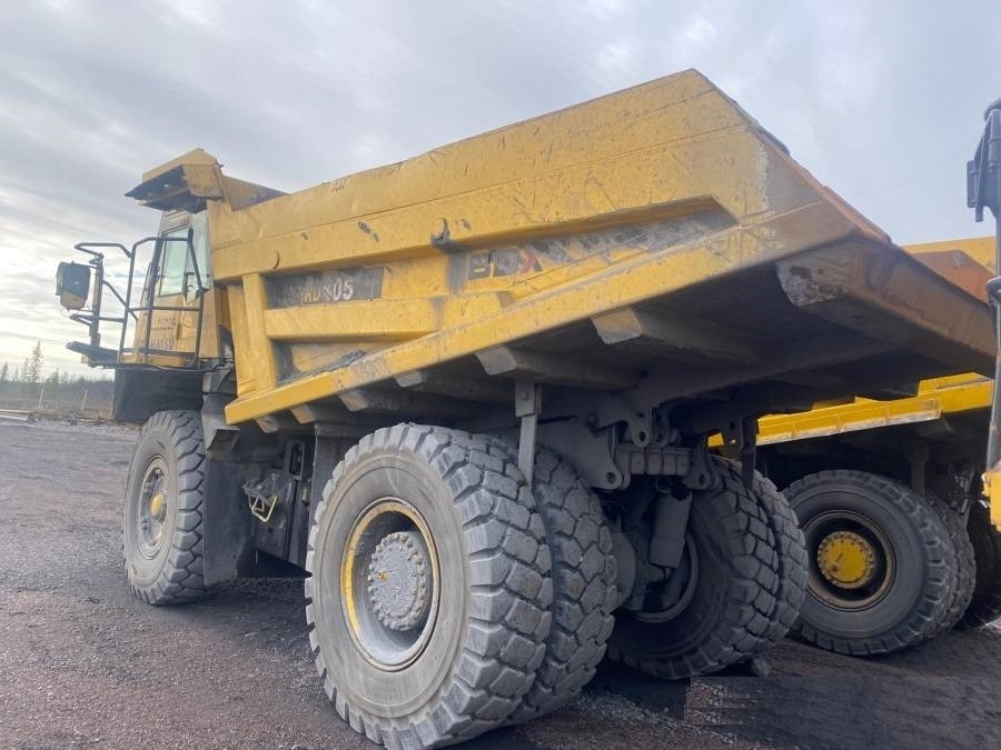 Komatsu HD405-7 - Ανατρεπόμενο όχημα μεταφοράς λατομικών υλικών: φωτογραφία 1 Komatsu HD405-7 - Ανατρεπόμενο όχημα μεταφοράς λατομικών υλικών: φωτογραφία 1