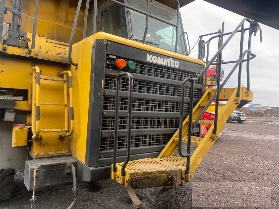 Komatsu HD405-7 - Ανατρεπόμενο όχημα μεταφοράς λατομικών υλικών: φωτογραφία 4 Komatsu HD405-7 - Ανατρεπόμενο όχημα μεταφοράς λατομικών υλικών: φωτογραφία 4