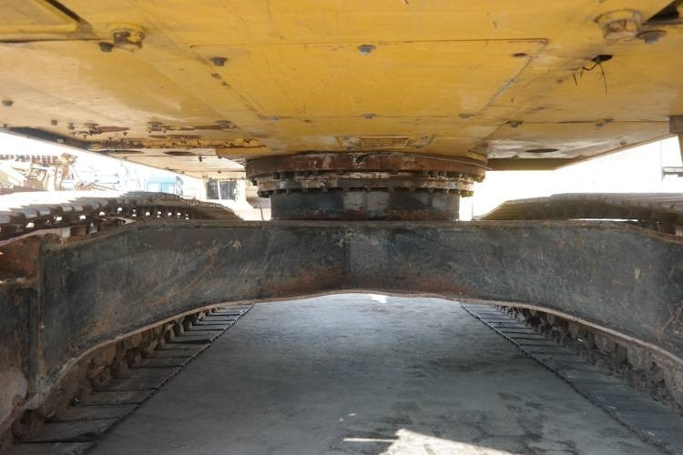 Komatsu PC 240-8 - Ερπυστριοφόρος εκσκαφέας: φωτογραφία 4 Komatsu PC 240-8 - Ερπυστριοφόρος εκσκαφέας: φωτογραφία 4