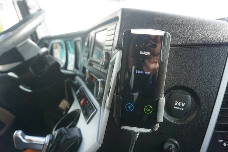 Φορτηγό ανατρεπόμενο Mercedes-Benz Arocs 3263 , 8x4 Tridem: φωτογραφία 23