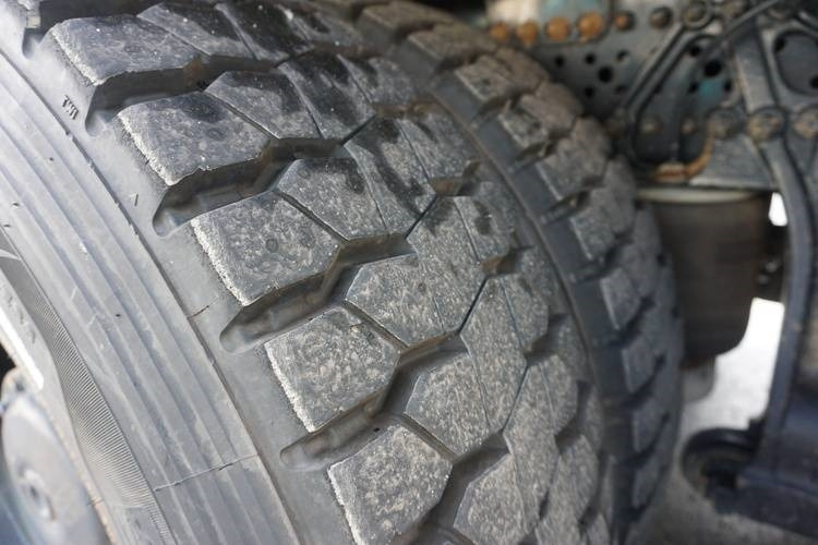 Φορτηγό ανατρεπόμενο Mercedes-Benz Arocs 3263 , 8x4 Tridem: φωτογραφία 8