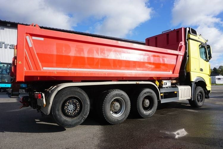 Φορτηγό ανατρεπόμενο Mercedes-Benz Arocs 3263 , 8x4 Tridem: φωτογραφία 33