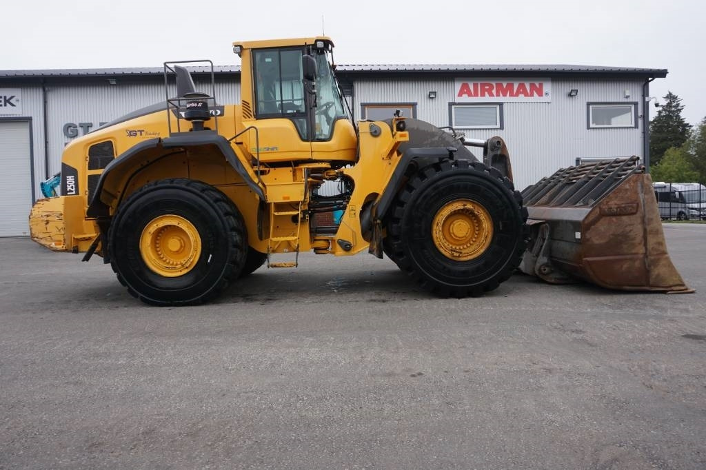 Volvo L250H *Uthyres* - Ελαστιχοφόρος φορτωτής: φωτογραφία 5 Volvo L250H *Uthyres* - Ελαστιχοφόρος φορτωτής: φωτογραφία 5