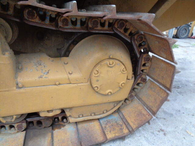 Caterpillar D6C - Τρακτέρ: φωτογραφία 5 Caterpillar D6C - Τρακτέρ: φωτογραφία 5