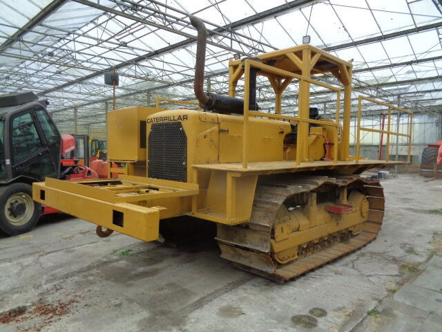 Caterpillar D6C - Μπουλντόζα: φωτογραφία 1 Caterpillar D6C - Μπουλντόζα: φωτογραφία 1