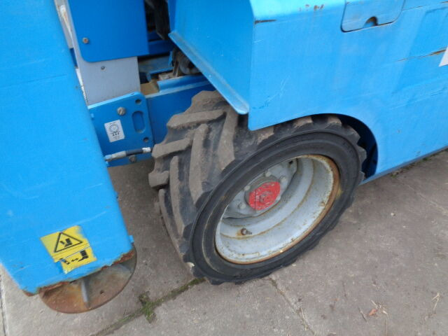 Genie GS2668 - Ψαλιδωτό ανυψωτικό: φωτογραφία 4 Genie GS2668 - Ψαλιδωτό ανυψωτικό: φωτογραφία 4