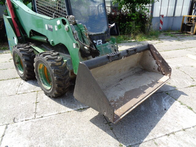 Φορτωτής πλάγιας ολίσθησης JCB 135 R: φωτογραφία 10 Φορτωτής πλάγιας ολίσθησης JCB 135 R: φωτογραφία 10