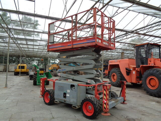 Skyjack SJ 6832 - Ψαλιδωτό ανυψωτικό: φωτογραφία 1 Skyjack SJ 6832 - Ψαλιδωτό ανυψωτικό: φωτογραφία 1