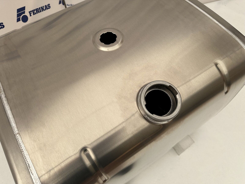 Iveco New aluminum fuel tank 300L - Ρεζερβουάρ καυσίμου για Φορτηγό: φωτογραφία 4 Iveco New aluminum fuel tank 300L - Ρεζερβουάρ καυσίμου για Φορτηγό: φωτογραφία 4