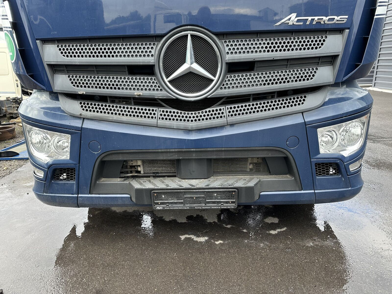 Mercedes-Benz Actros 1843 - Προφυλακτήρας για Φορτηγό: φωτογραφία 1 Mercedes-Benz Actros 1843 - Προφυλακτήρας για Φορτηγό: φωτογραφία 1