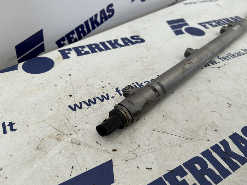 Mercedes-Benz fuel rail - Σύστημα καυσίμου για Φορτηγό: φωτογραφία 2 Mercedes-Benz fuel rail - Σύστημα καυσίμου για Φορτηγό: φωτογραφία 2