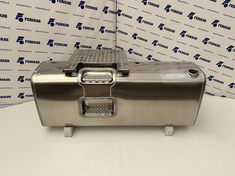 Volvo New aluminum fuel tank 700L - Ρεζερβουάρ καυσίμου για Φορτηγό: φωτογραφία 1 Volvo New aluminum fuel tank 700L - Ρεζερβουάρ καυσίμου για Φορτηγό: φωτογραφία 1
