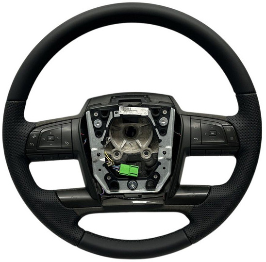 Volvo refurbished - Τιμόνι για Φορτηγό: φωτογραφία 1 Volvo refurbished - Τιμόνι για Φορτηγό: φωτογραφία 1