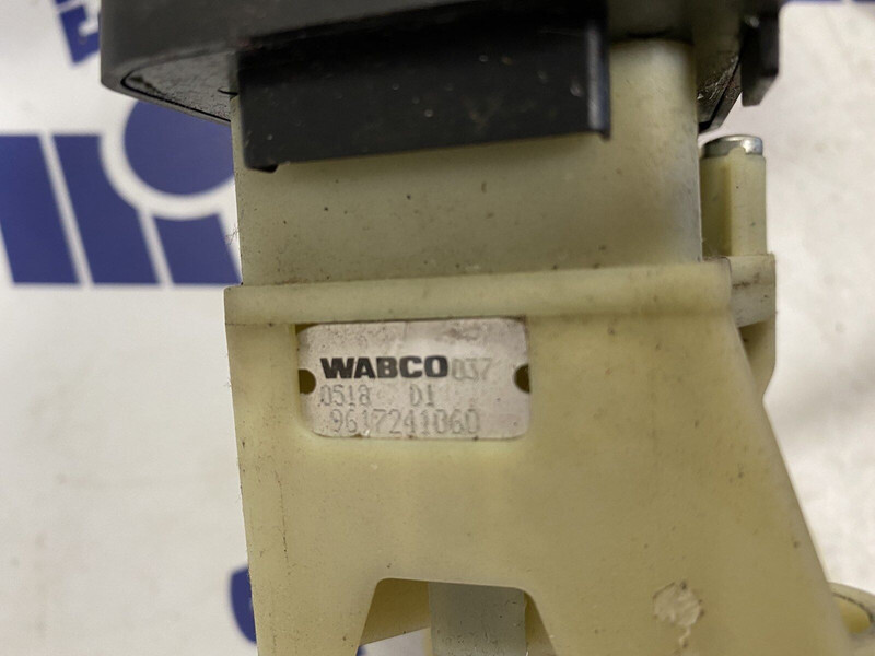 Wabco R - Καμπίνα και εσωτερικό για Φορτηγό: φωτογραφία 4 Wabco R - Καμπίνα και εσωτερικό για Φορτηγό: φωτογραφία 4