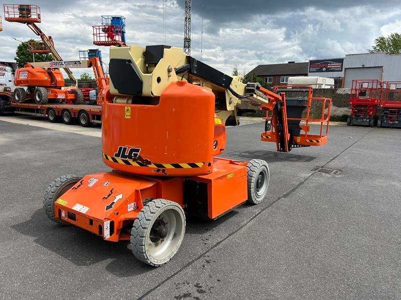 JLG E400AJPN elektro 14m (1779) - Καλαθοφόρο ανυψωτικό: φωτογραφία 3 JLG E400AJPN elektro 14m (1779) - Καλαθοφόρο ανυψωτικό: φωτογραφία 3