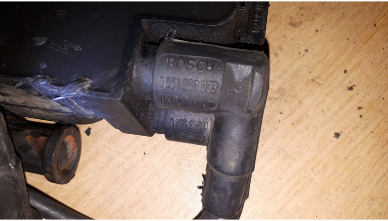 Bosch колпак свечи 15W263 катушка зажигания 08T199 - Κινητήρας και ανταλλακτικά: φωτογραφία 1 Bosch колпак свечи 15W263 катушка зажигания 08T199 - Κινητήρας και ανταλλακτικά: φωτογραφία 1