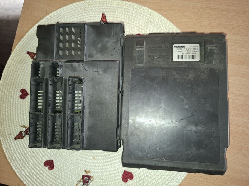 MAN WABCO ECU ZBR2 / 81.25806.7096. - Ηλεκτρονική μονάδα ελέγχου: φωτογραφία 1 MAN WABCO ECU ZBR2 / 81.25806.7096. - Ηλεκτρονική μονάδα ελέγχου: φωτογραφία 1