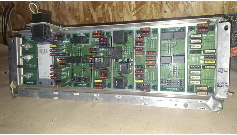 Scania - Ηλεκτρικό σύστημα: φωτογραφία 1 Scania - Ηλεκτρικό σύστημα: φωτογραφία 1