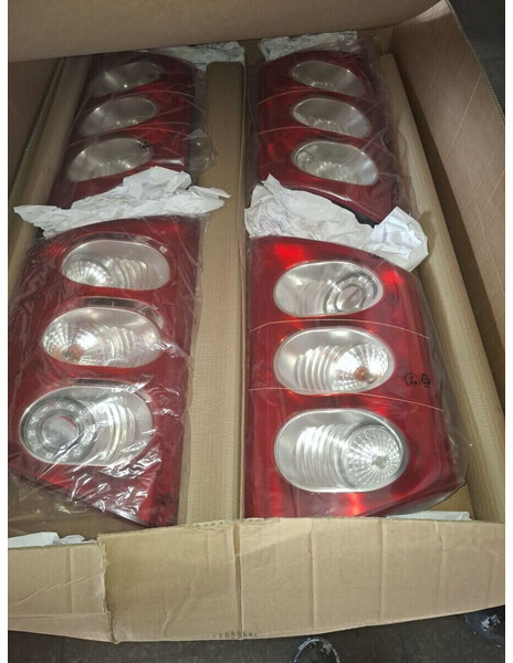 Volvo B12-9700 - Φωτισμός: φωτογραφία 2 Volvo B12-9700 - Φωτισμός: φωτογραφία 2