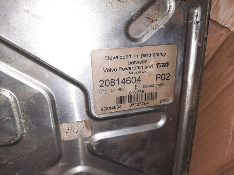 Volvo D12 D7C D9 - Ηλεκτρονική μονάδα ελέγχου: φωτογραφία 4 Volvo D12 D7C D9 - Ηλεκτρονική μονάδα ελέγχου: φωτογραφία 4