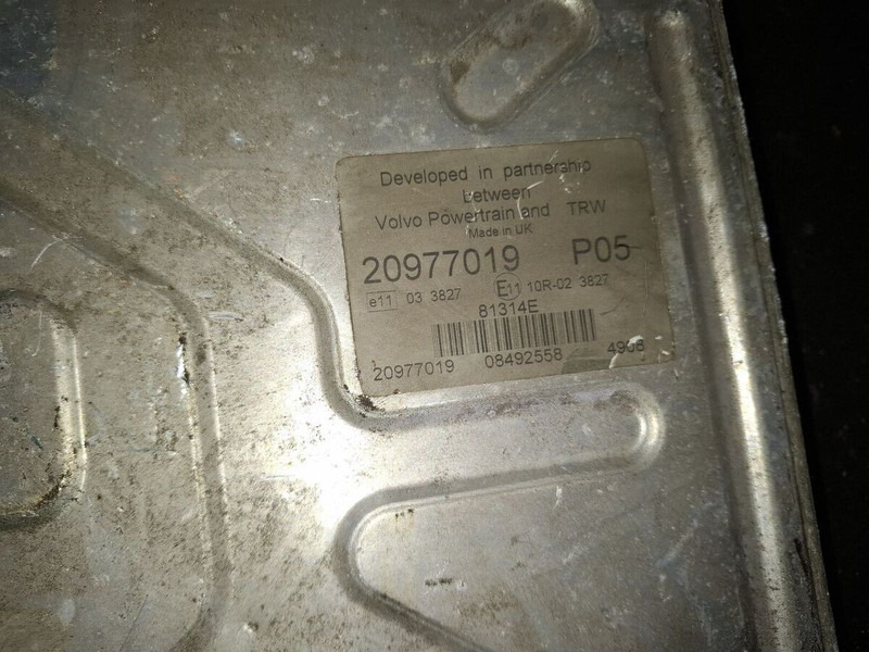 Volvo D12 D7C D9 - Ηλεκτρονική μονάδα ελέγχου: φωτογραφία 2 Volvo D12 D7C D9 - Ηλεκτρονική μονάδα ελέγχου: φωτογραφία 2