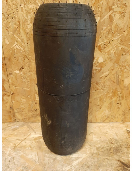 Volvo - Πνευματική ανάρτηση: φωτογραφία 3 Volvo - Πνευματική ανάρτηση: φωτογραφία 3