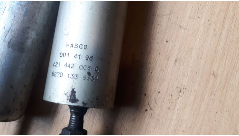 Wabco Scania - Αμορτισέρ: φωτογραφία 1 Wabco Scania - Αμορτισέρ: φωτογραφία 1