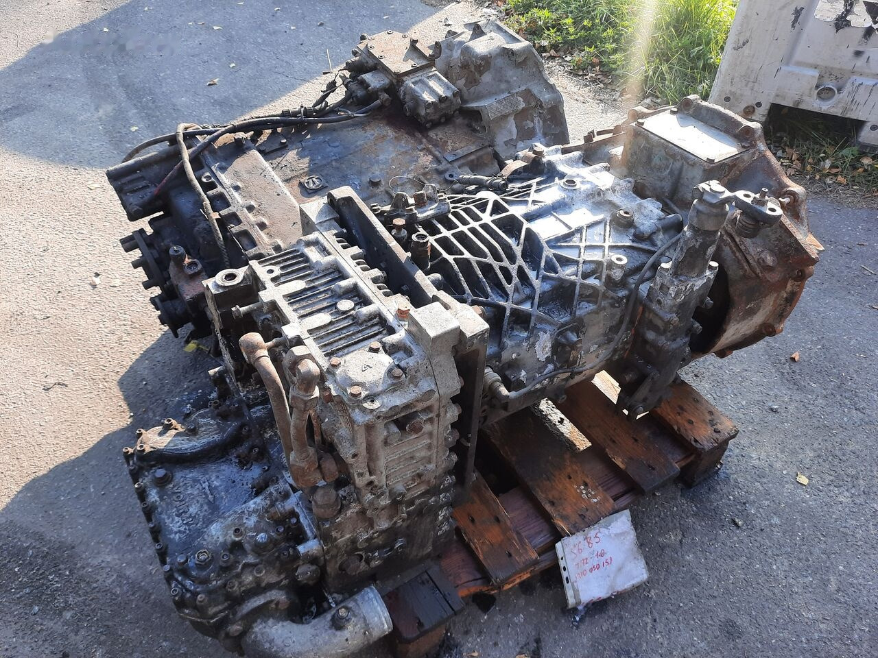 ZF 16S130 .8S180IT . 6S150C. 8S140 IT.6S80+GV80/ 6S90/ S5-24-3 / 6S Van Hool Neoplan - Κιβώτιο ταχυτήτων για Λεωφορείο: φωτογραφία 4 ZF 16S130 .8S180IT . 6S150C. 8S140 IT.6S80+GV80/ 6S90/ S5-24-3 / 6S Van Hool Neoplan - Κιβώτιο ταχυτήτων για Λεωφορείο: φωτογραφία 4