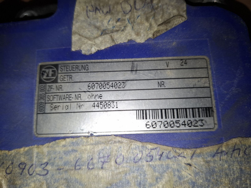 ZF 6070-054-023 - Κιβώτιο ταχυτήτων: φωτογραφία 2 ZF 6070-054-023 - Κιβώτιο ταχυτήτων: φωτογραφία 2