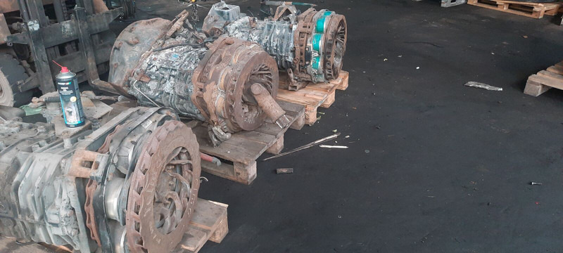 ZF 6S1600 - Κιβώτιο ταχυτήτων: φωτογραφία 1 ZF 6S1600 - Κιβώτιο ταχυτήτων: φωτογραφία 1