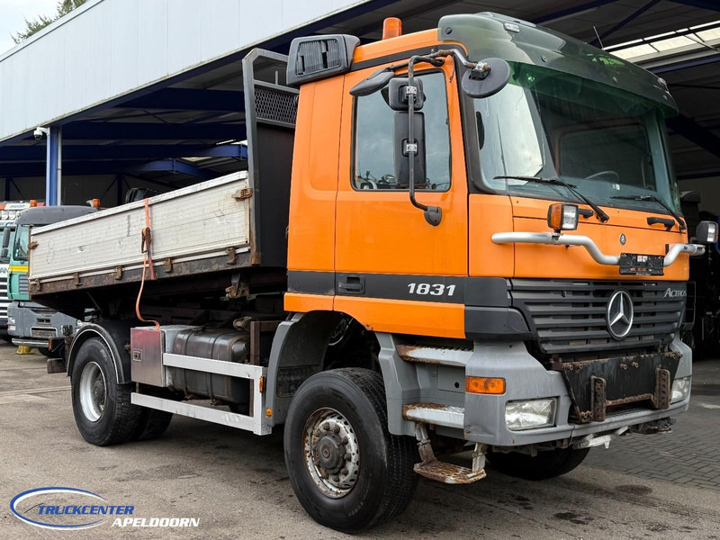 Mercedes-Benz Actros 1831 4x4 Naafreductie, Bladgeveerd, EPS, Originele kilometerstand! - Φορτηγό ανατρεπόμενο: φωτογραφία 1 Mercedes-Benz Actros 1831 4x4 Naafreductie, Bladgeveerd, EPS, Originele kilometerstand! - Φορτηγό ανατρεπόμενο: φωτογραφία 1