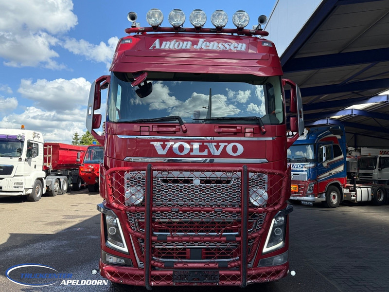 Volvo FH 750 6x4 Tandemlift, Retarder, PTO - Φορτηγό σασί: φωτογραφία 5 Volvo FH 750 6x4 Tandemlift, Retarder, PTO - Φορτηγό σασί: φωτογραφία 5